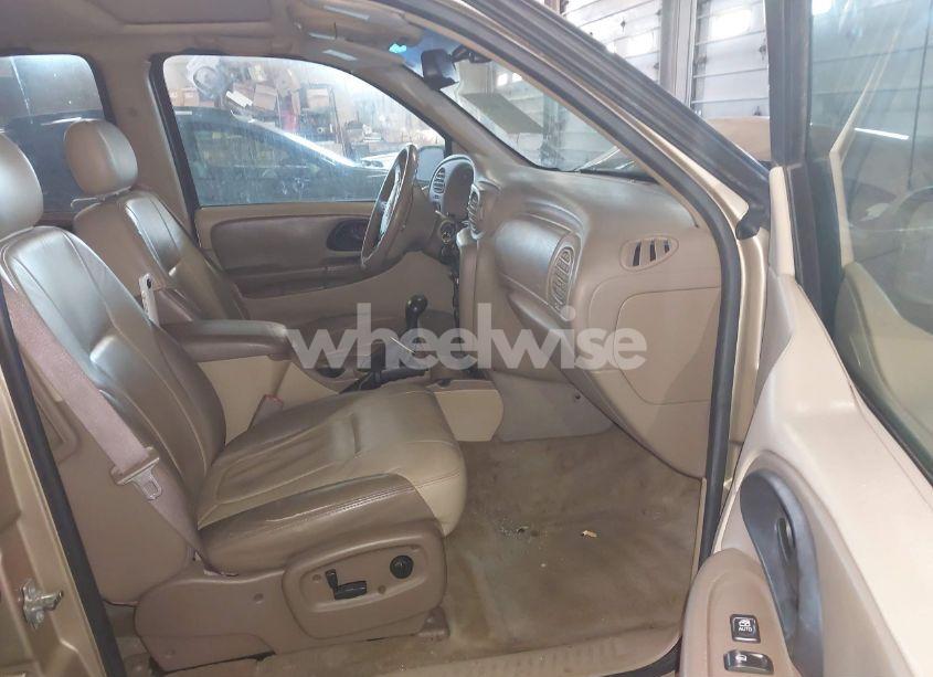 Photo 5 of 2004 Chevrolet Trailblazer LT (VIN 1GNDT13S742273188)