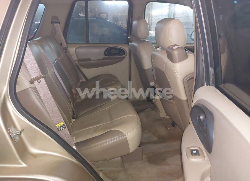 Photo 8 of 2004 Chevrolet Trailblazer LT (VIN 1GNDT13S742273188)