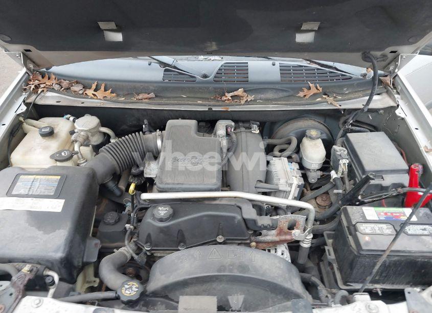 Photo 10 of 2005 Chevrolet Trailblazer LS (VIN 1GNDT13S752122630)