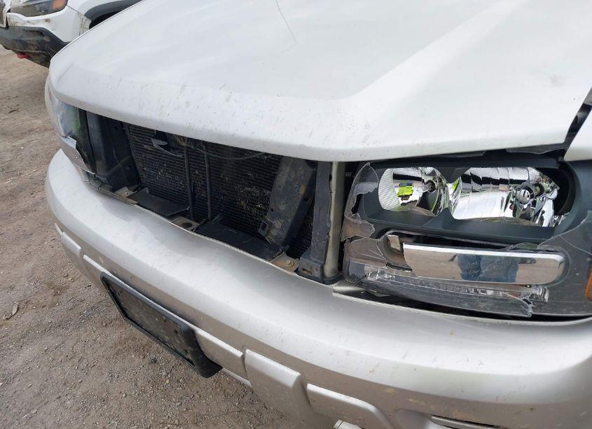 Photo 6 of 2005 Chevrolet Trailblazer LS (VIN 1GNDT13S752125219)