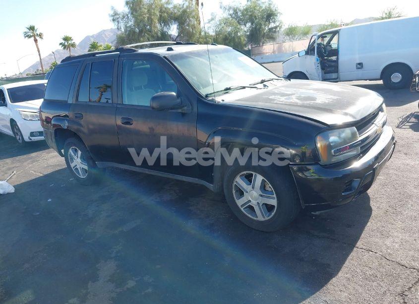 Photo 13 of 2005 Chevrolet Trailblazer LS (VIN 1GNDT13S752159452)