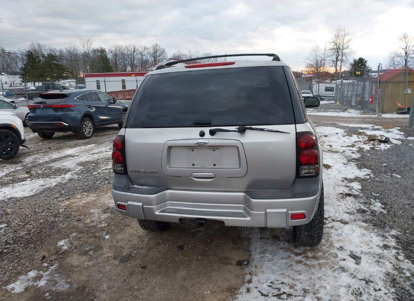 Photo 16 of 2005 Chevrolet Trailblazer LS (VIN 1GNDT13S752182617)