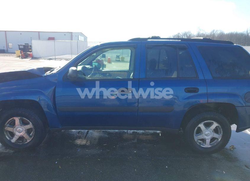 Photo 14 of 2005 Chevrolet Trailblazer LS (VIN 1GNDT13S752226972)
