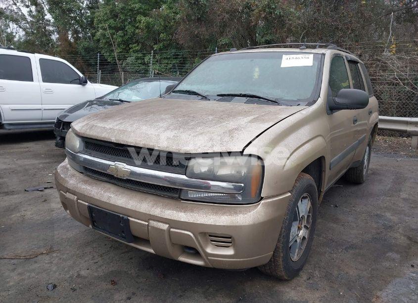 Photo 6 of 2005 Chevrolet Trailblazer LS (VIN 1GNDT13S752247000)