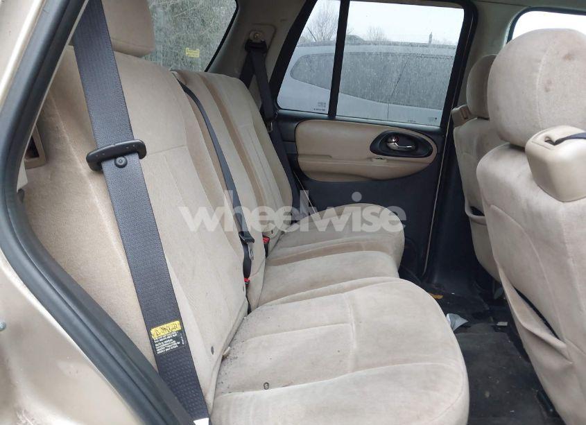 Photo 8 of 2005 Chevrolet Trailblazer LS (VIN 1GNDT13S752247000)