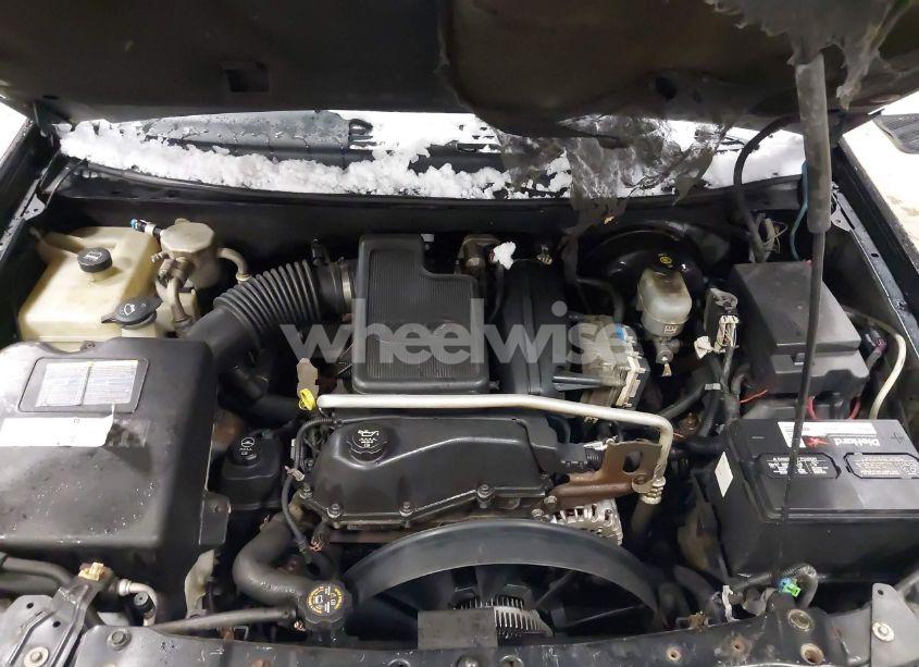 Photo 10 of 2005 Chevrolet Trailblazer LT (VIN 1GNDT13S752266601)