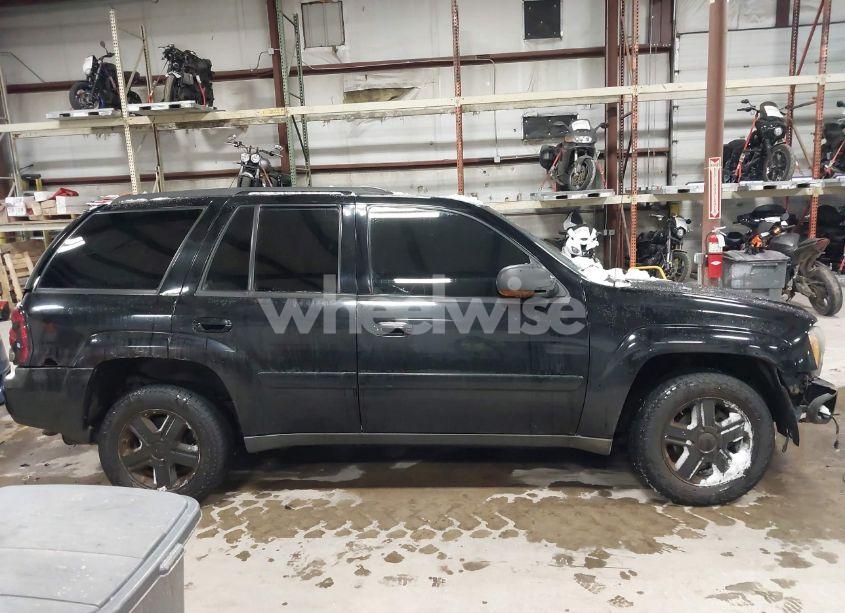 Photo 13 of 2005 Chevrolet Trailblazer LT (VIN 1GNDT13S752266601)