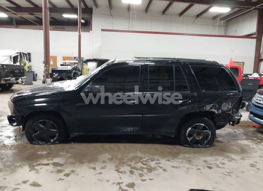 Photo 14 of 2005 Chevrolet Trailblazer LT (VIN 1GNDT13S752266601)