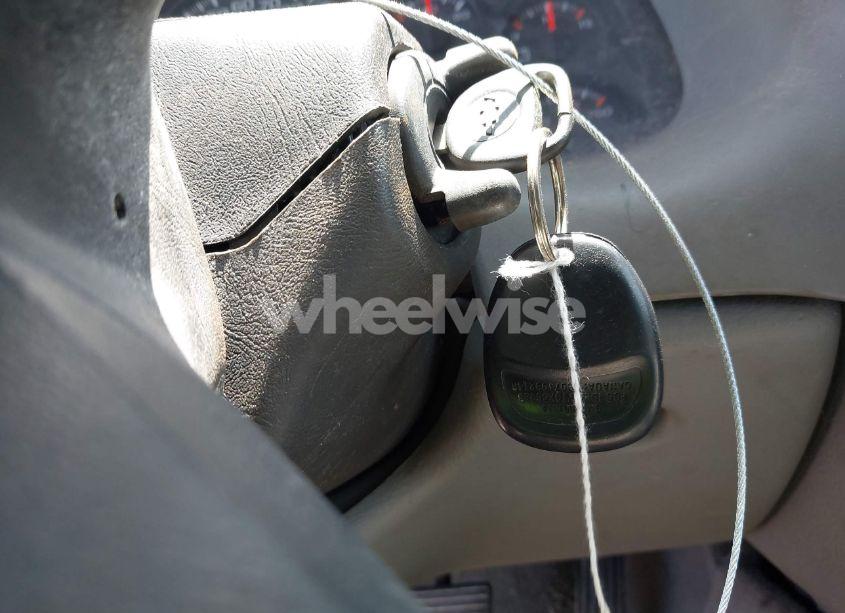 Photo 11 of 2005 Chevrolet Trailblazer LT (VIN 1GNDT13S752330670)