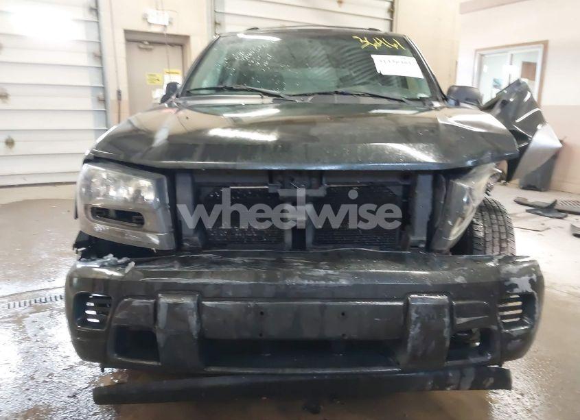 Photo 12 of 2005 Chevrolet Trailblazer LS (VIN 1GNDT13S752358405)