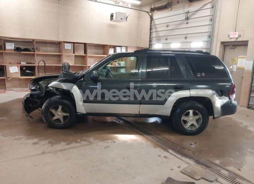 Photo 14 of 2005 Chevrolet Trailblazer LS (VIN 1GNDT13S752358405)