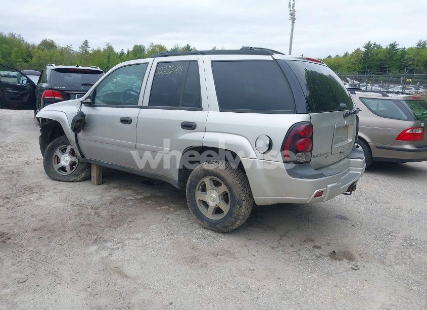 Photo 3 of 2006 Chevrolet Trailblazer LS (VIN 1GNDT13S762158576)