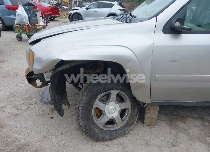 Photo 6 of 2006 Chevrolet Trailblazer LS (VIN 1GNDT13S762158576)