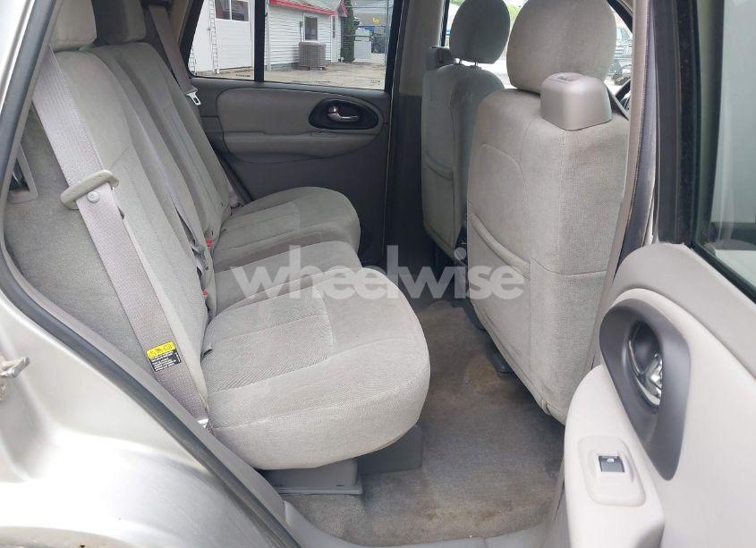 Photo 8 of 2006 Chevrolet Trailblazer LS (VIN 1GNDT13S762158576)