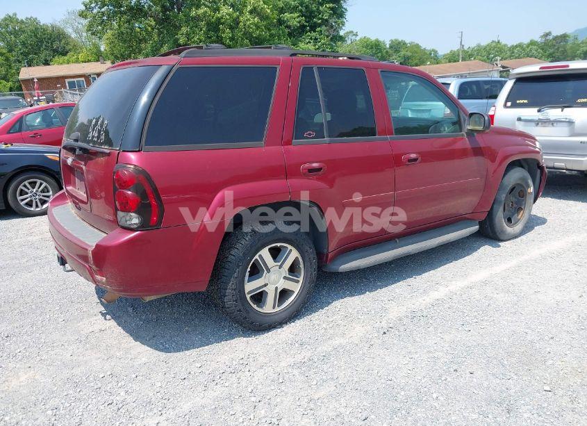 Photo 4 of 2007 Chevrolet Trailblazer LT (VIN 1GNDT13S772208006)