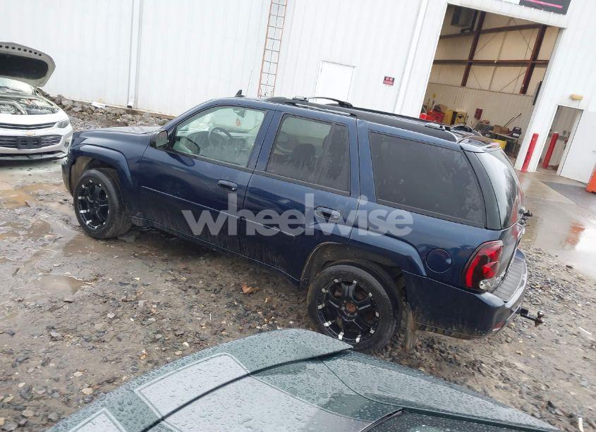 Photo 3 of 2008 Chevrolet Trailblazer LT (VIN 1GNDT13S782115228)