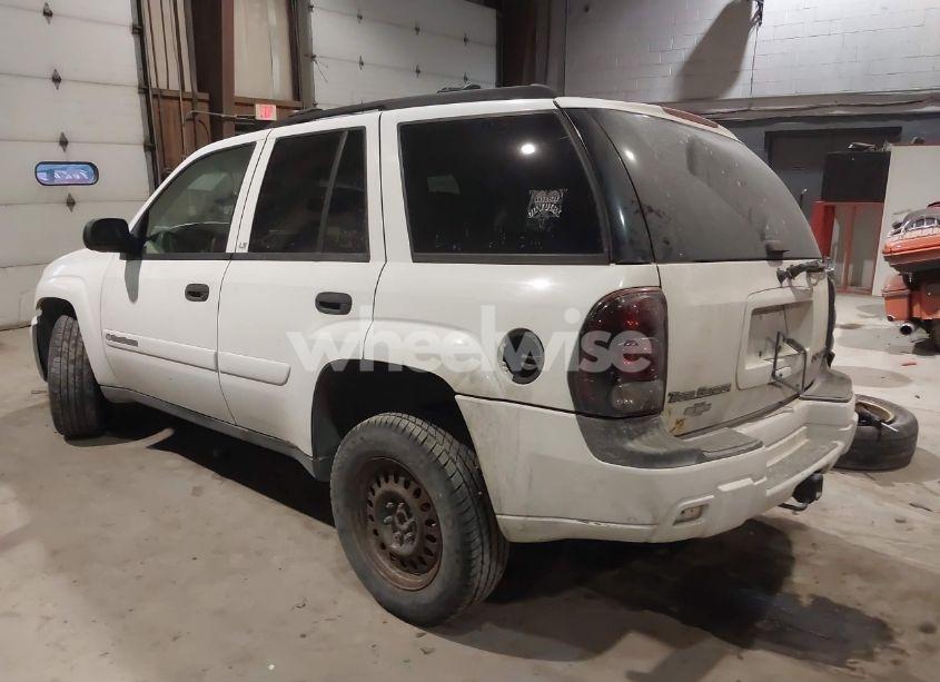 Photo 3 of 2002 Chevrolet Trailblazer LS (VIN 1GNDT13S822239757)