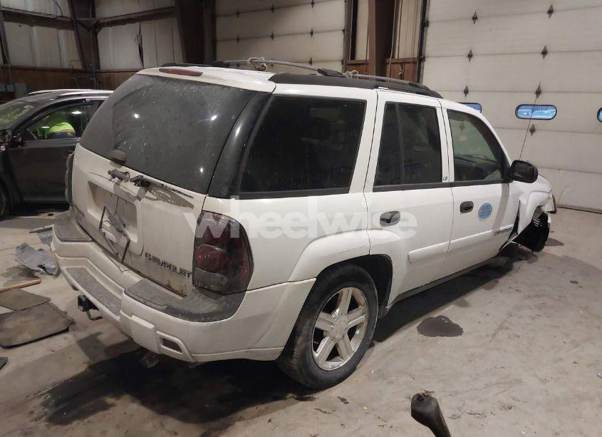 Photo 4 of 2002 Chevrolet Trailblazer LS (VIN 1GNDT13S822239757)