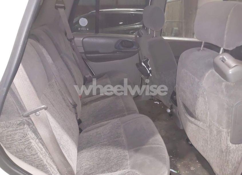 Photo 8 of 2002 Chevrolet Trailblazer LS (VIN 1GNDT13S822239757)