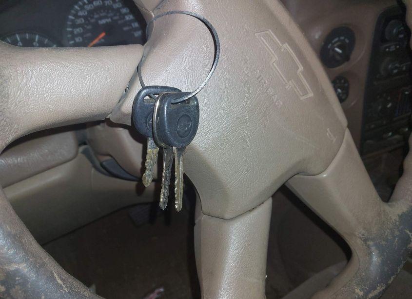 Photo 11 of 2002 Chevrolet Trailblazer LS (VIN 1GNDT13S822465734)