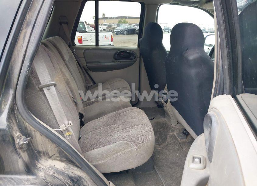 Photo 8 of 2004 Chevrolet Trailblazer LS (VIN 1GNDT13S842111229)