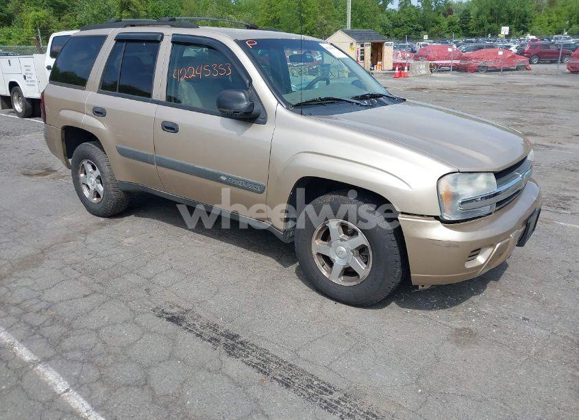 2004 Chevrolet Trailblazer LS (VIN 1GNDT13S842241592) main photo