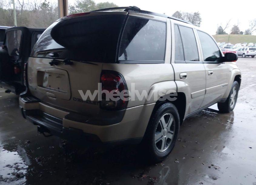 Photo 4 of 2004 Chevrolet Trailblazer LT (VIN 1GNDT13S842341420)