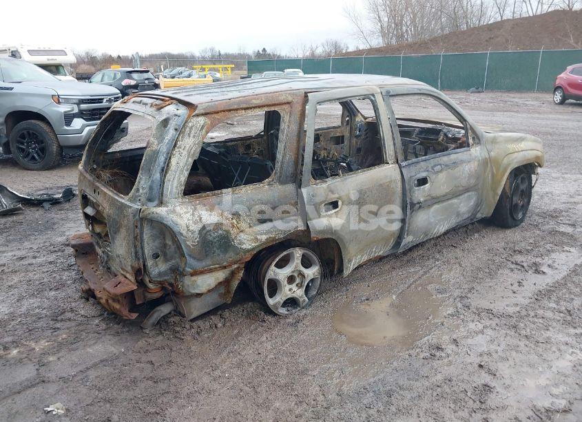 Photo 4 of 2004 Chevrolet Trailblazer LS (VIN 1GNDT13S842399544)