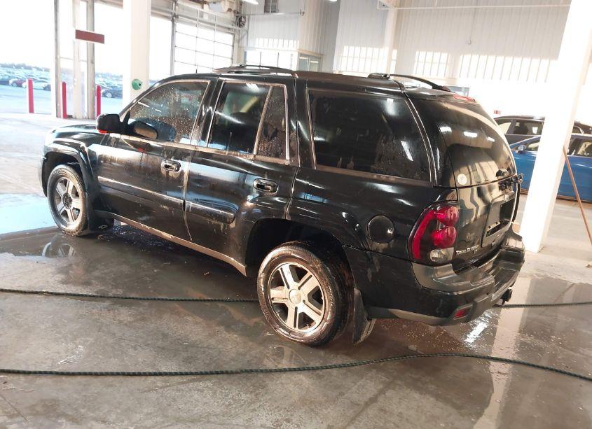 Photo 3 of 2005 Chevrolet Trailblazer LT (VIN 1GNDT13S852135452)