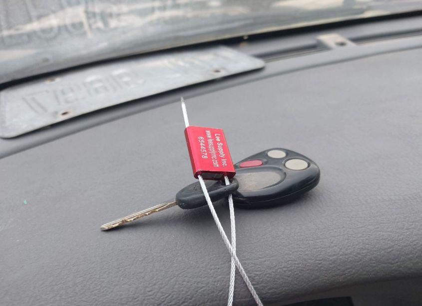 Photo 11 of 2005 Chevrolet Trailblazer LT (VIN 1GNDT13S852163106)