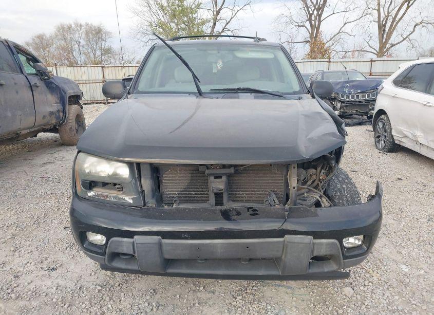 Photo 12 of 2005 Chevrolet Trailblazer LT (VIN 1GNDT13S852163106)