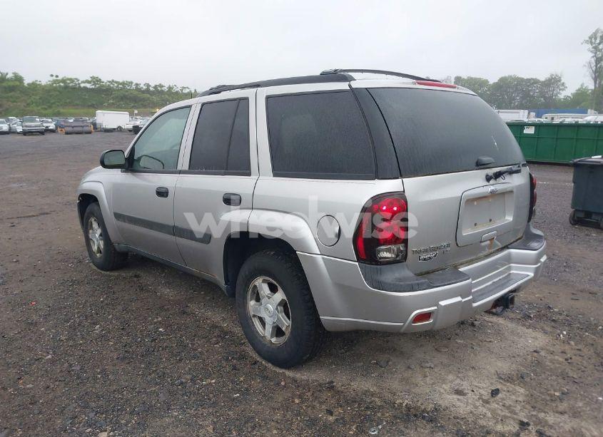 Photo 3 of 2005 Chevrolet Trailblazer LS (VIN 1GNDT13S852169584)