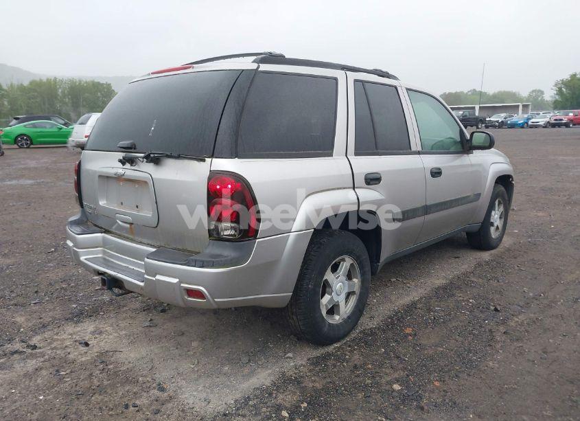 Photo 4 of 2005 Chevrolet Trailblazer LS (VIN 1GNDT13S852169584)