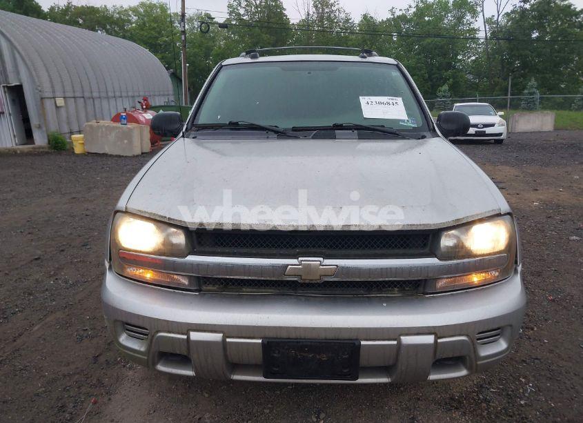 Photo 6 of 2005 Chevrolet Trailblazer LS (VIN 1GNDT13S852169584)