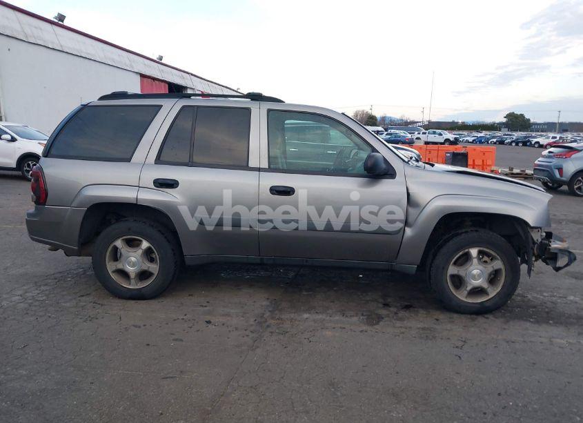 Photo 14 of 2005 Chevrolet Trailblazer LS (VIN 1GNDT13S852230156)