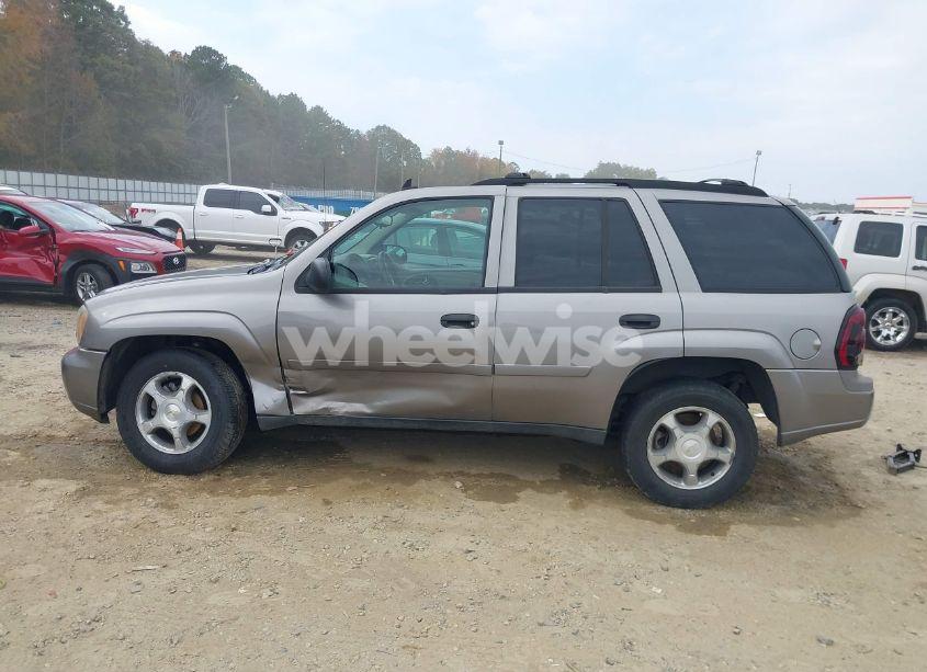 Photo 14 of 2006 Chevrolet Trailblazer LS (VIN 1GNDT13S862325477)
