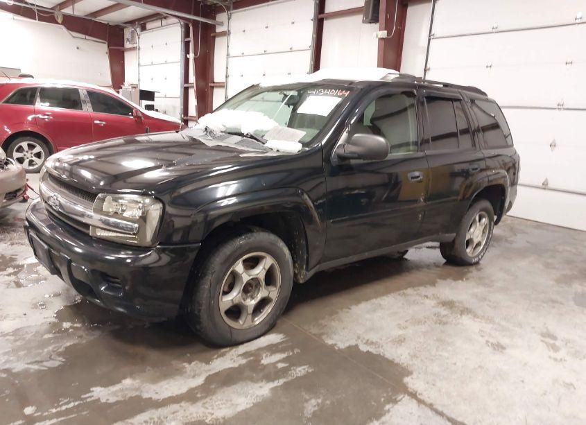 Photo 2 of 2007 Chevrolet Trailblazer LS (VIN 1GNDT13S872104754)