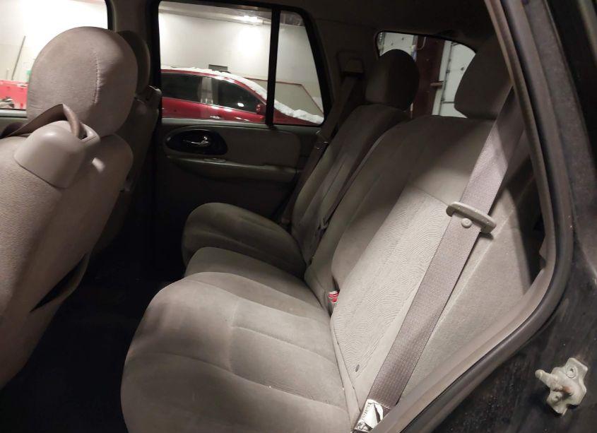 Photo 8 of 2007 Chevrolet Trailblazer LS (VIN 1GNDT13S872104754)