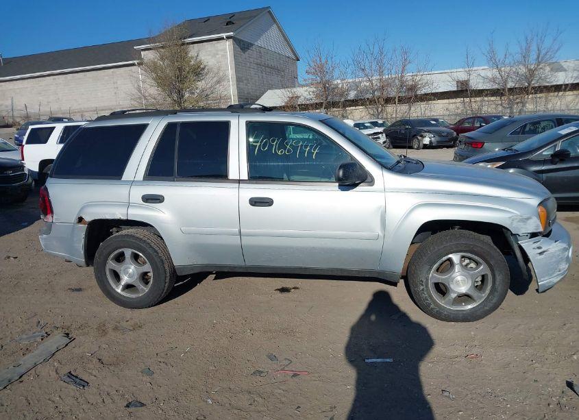 Photo 13 of 2007 Chevrolet Trailblazer LS (VIN 1GNDT13S872300855)