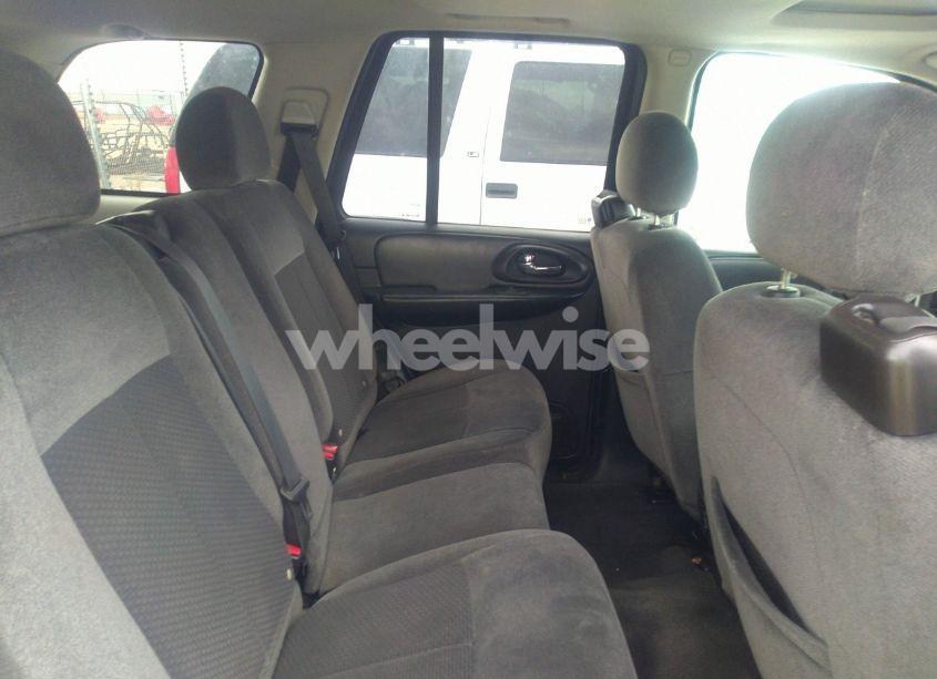 Photo 8 of 2008 Chevrolet Trailblazer LT (VIN 1GNDT13S882103833)