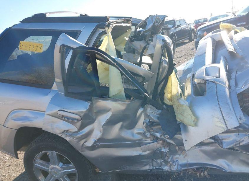 Photo 15 of 2008 Chevrolet Trailblazer LT (VIN 1GNDT13S882167774)