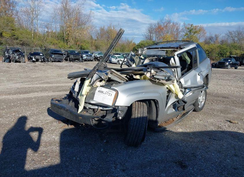 Photo 2 of 2008 Chevrolet Trailblazer LT (VIN 1GNDT13S882167774)