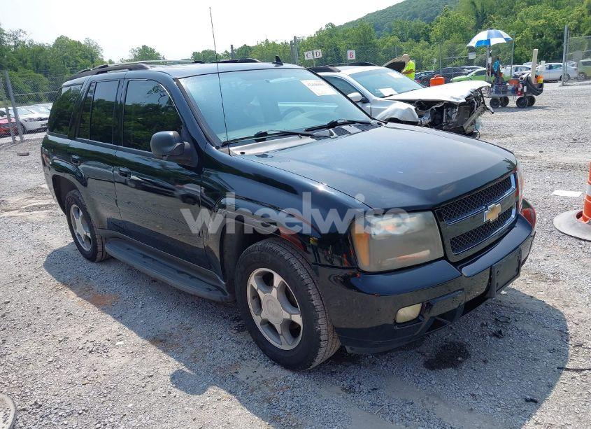 2008 Chevrolet Trailblazer LT (VIN 1GNDT13S882169217) main photo