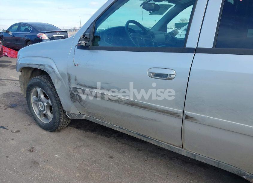 Photo 15 of 2008 Chevrolet Trailblazer LT (VIN 1GNDT13S882211093)