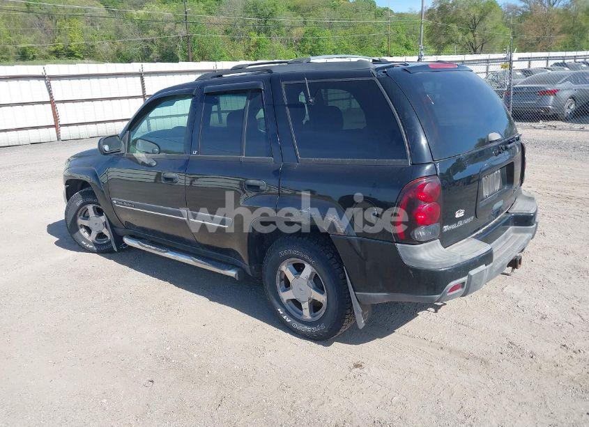 Photo 3 of 2002 Chevrolet Trailblazer LT (VIN 1GNDT13S922128652)