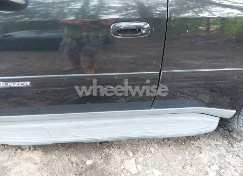 Photo 6 of 2002 Chevrolet Trailblazer LTZ (VIN 1GNDT13S922177205)