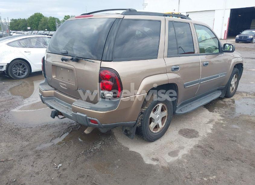 Photo 4 of 2002 Chevrolet Trailblazer LT (VIN 1GNDT13S922369319)