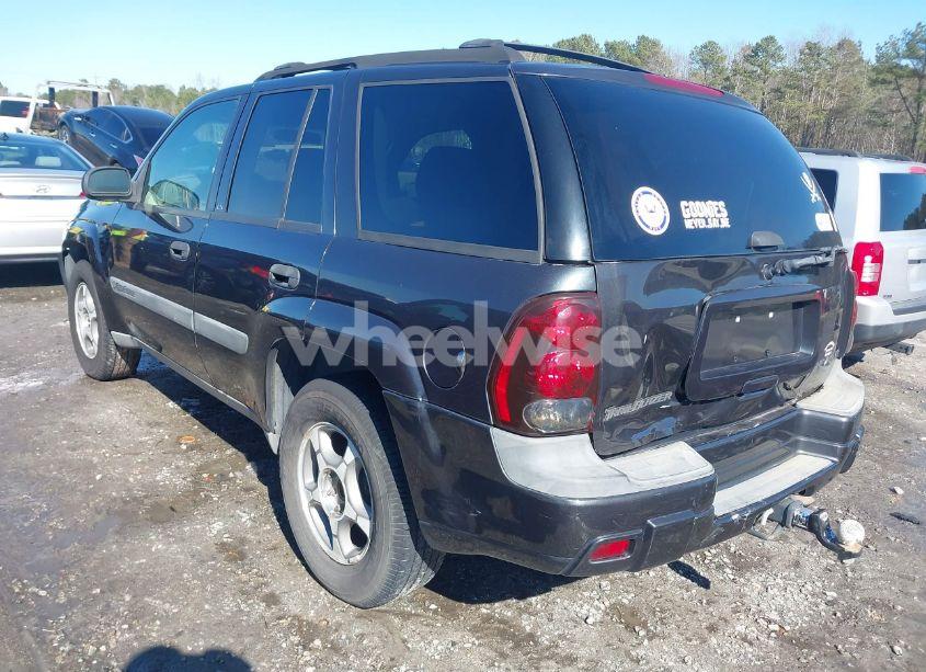 Photo 3 of 2003 Chevrolet Trailblazer LS (VIN 1GNDT13S932374585)