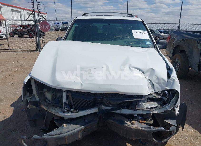 Photo 13 of 2004 Chevrolet Trailblazer LS (VIN 1GNDT13S942156289)