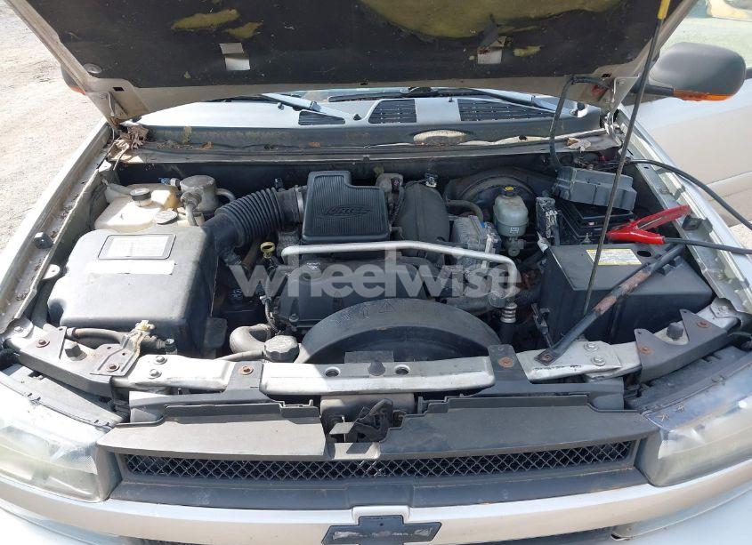 Photo 10 of 2004 Chevrolet Trailblazer LT (VIN 1GNDT13S942252844)